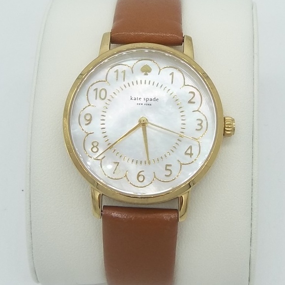 Kate Spade Accessories - Kate Spade Metro Luggage Leather Strap Watch